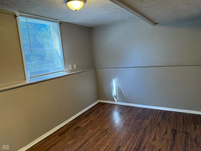 2846 N Pawnee Drive, Indianapolis, IN 46229