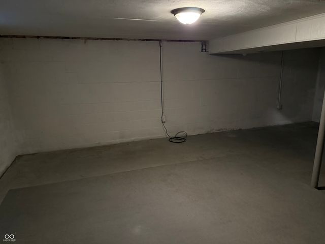 2846 N Pawnee Drive, Indianapolis, IN 46229