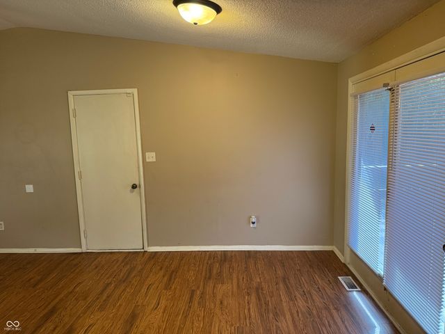 2846 N Pawnee Drive, Indianapolis, IN 46229