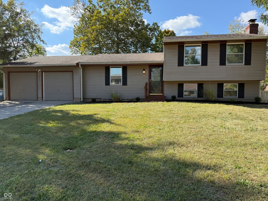2846 N Pawnee Drive, Indianapolis, IN 46229