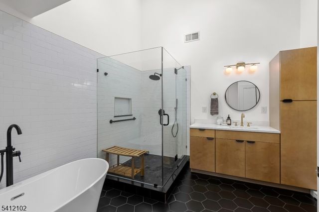 123 W Valley Brook Rd, Washington Twp., NJ 07830