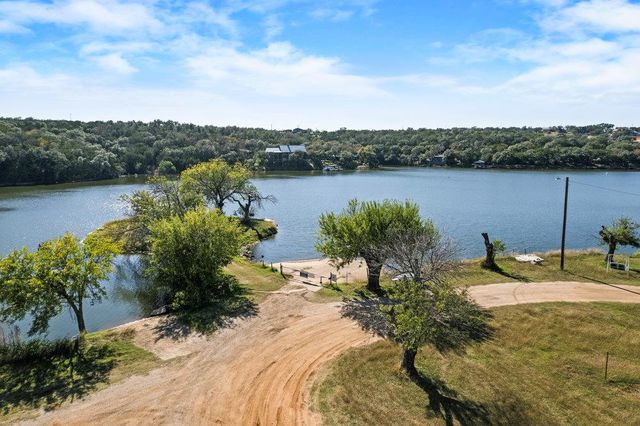 615 Sage ST, Burnet, TX 78611