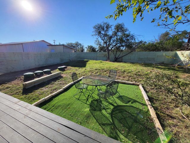 615 Sage ST, Burnet, TX 78611