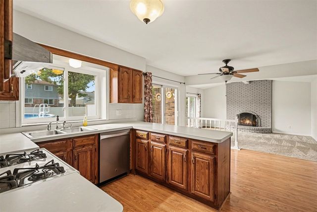 15412 Dominic Street, Clinton Township, MI 48038