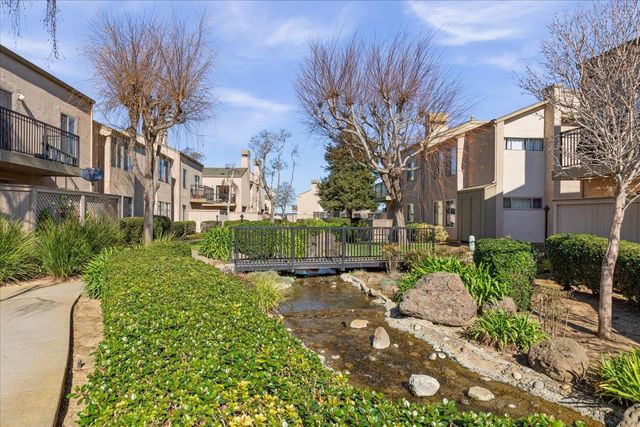 2392 N Main Street E, Salinas, CA 93906