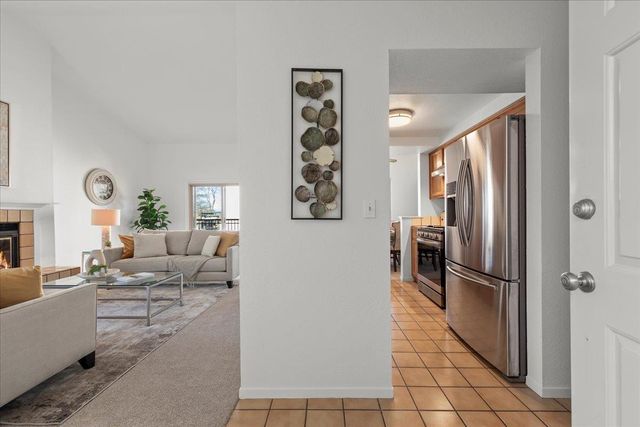 2392 N Main Street E, Salinas, CA 93906