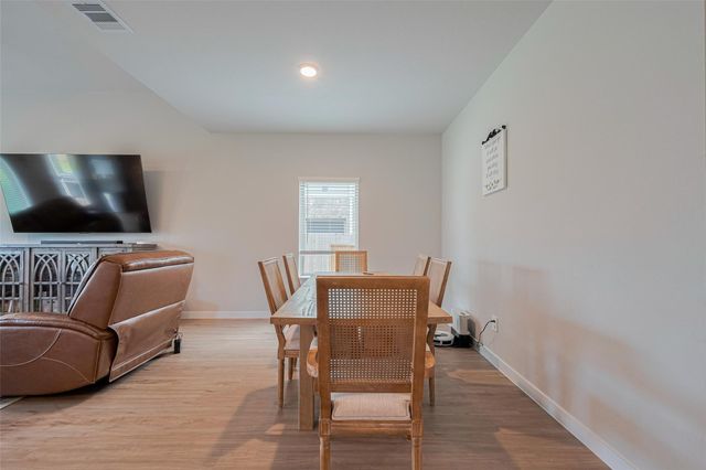 333 Flower Reed Court, Magnolia, TX 77354