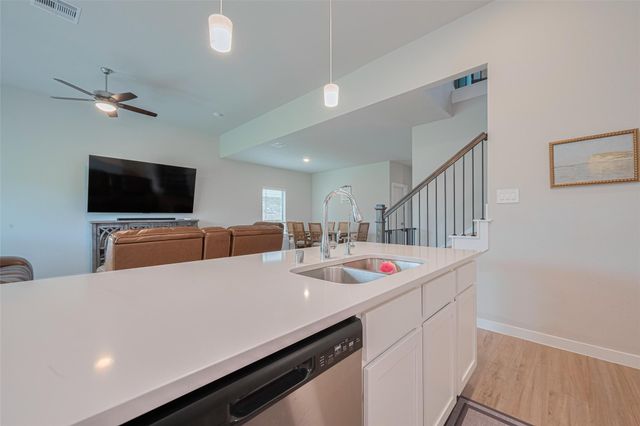 333 Flower Reed Court, Magnolia, TX 77354