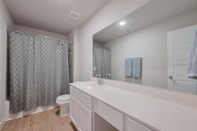 333 Flower Reed Court, Magnolia, TX 77354