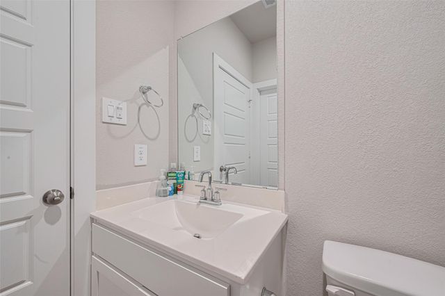 333 Flower Reed Court, Magnolia, TX 77354