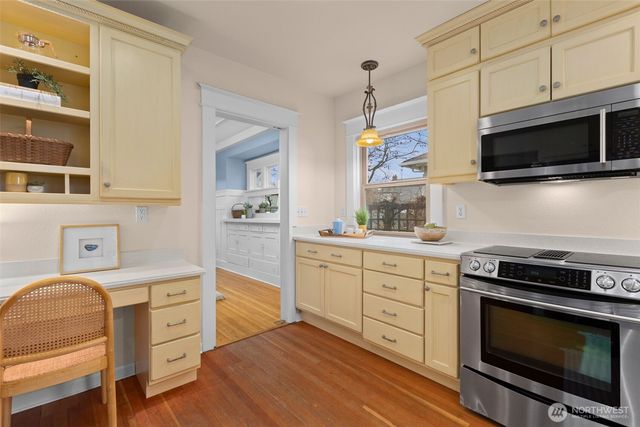 711 N Adams Street, Tacoma, WA 98406