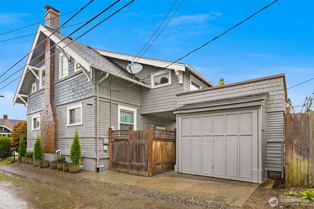 711 N Adams Street, Tacoma, WA 98406