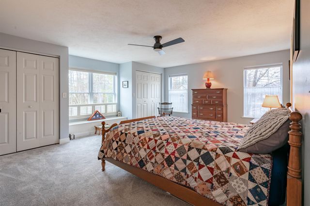 11 Blueberry Lane, East Kingston, NH 03827