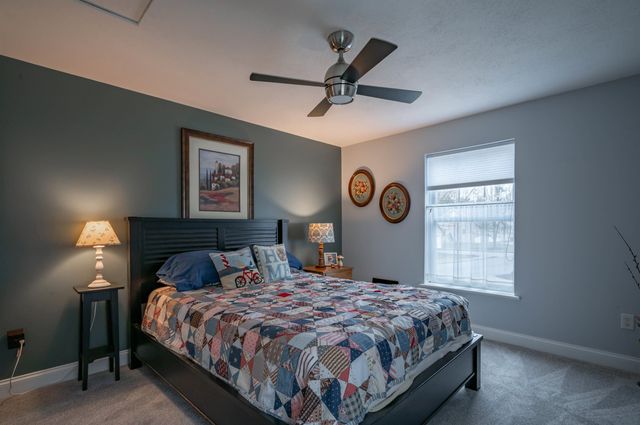 11 Blueberry Lane, East Kingston, NH 03827