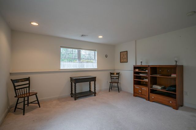 11 Blueberry Lane, East Kingston, NH 03827