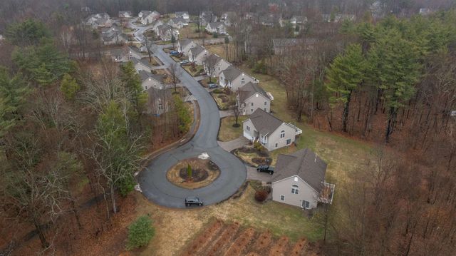 11 Blueberry Lane, East Kingston, NH 03827