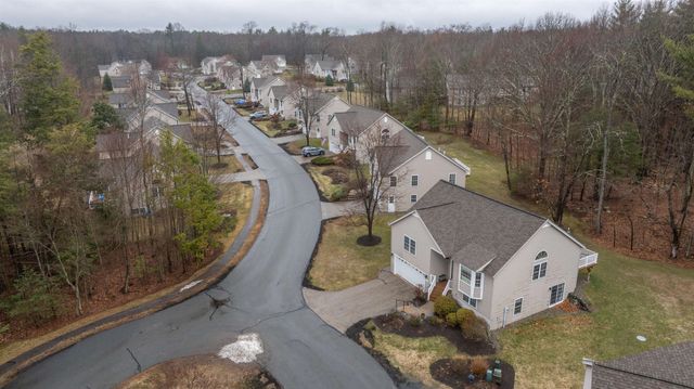 11 Blueberry Lane, East Kingston, NH 03827