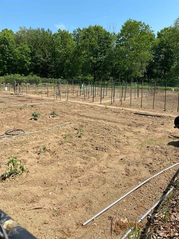 11 Blueberry Lane, East Kingston, NH 03827