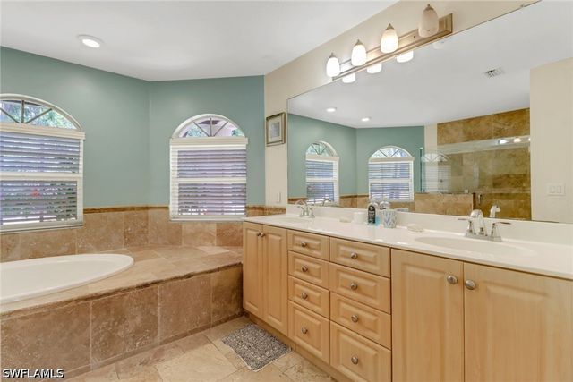 12406 Lake Shalimar DR, Bonita Springs, FL 34135