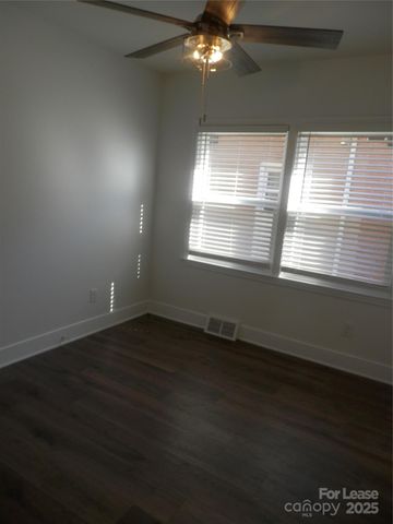 1712 Washington Avenue, Charlotte, NC 28216