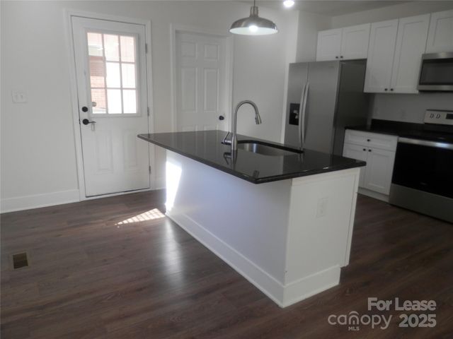 1712 Washington Avenue, Charlotte, NC 28216