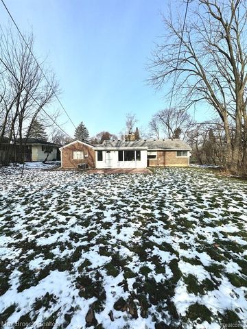 158 Marlborough Drive, Bloomfield Hills, MI 48302