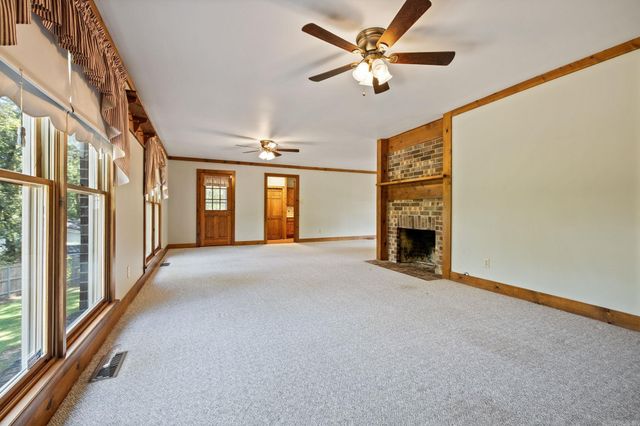 1204 N Point Lane, North Little Rock, AR 72118