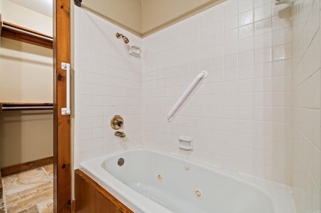 1204 N Point Lane, North Little Rock, AR 72118