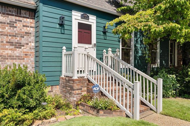 1204 N Point Lane, North Little Rock, AR 72118