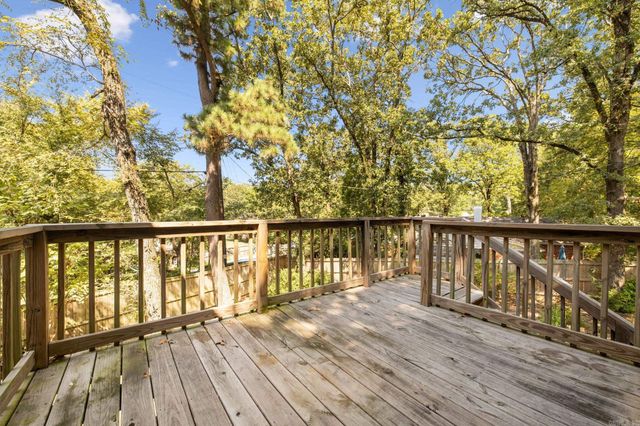 1204 N Point Lane, North Little Rock, AR 72118