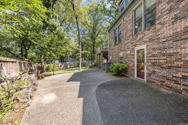 1204 N Point Lane, North Little Rock, AR 72118