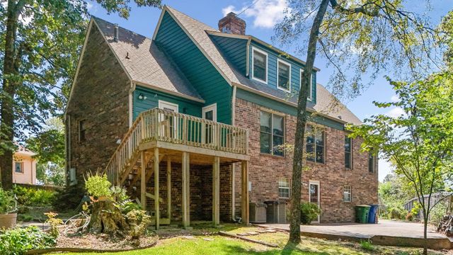 1204 N Point Lane, North Little Rock, AR 72118