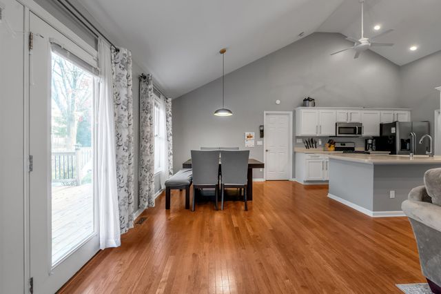 944 Deer Crossing Way, Lexington, KY 40509