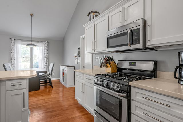 944 Deer Crossing Way, Lexington, KY 40509