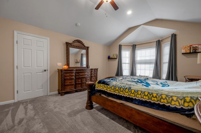 944 Deer Crossing Way, Lexington, KY 40509