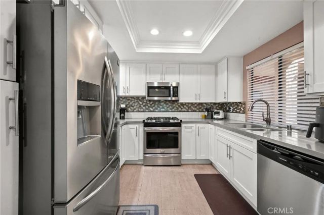 2512 E Willow Street 104, Signal Hill, CA 90755