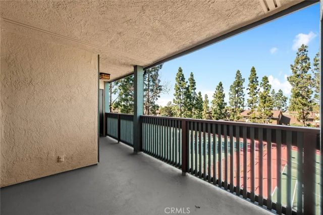 2512 E Willow Street 104, Signal Hill, CA 90755