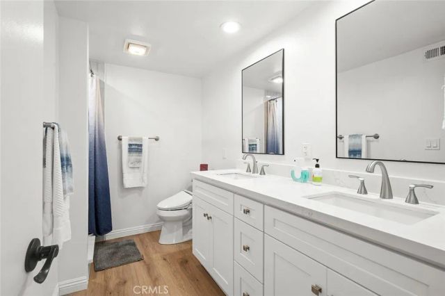 2512 E Willow Street 104, Signal Hill, CA 90755