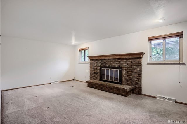 8221 W 70th Avenue, Arvada, CO 80004