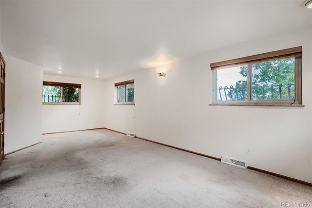 8221 W 70th Avenue, Arvada, CO 80004
