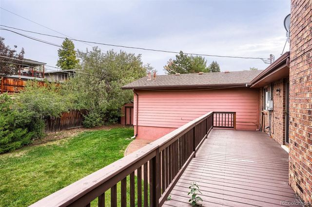 8221 W 70th Avenue, Arvada, CO 80004