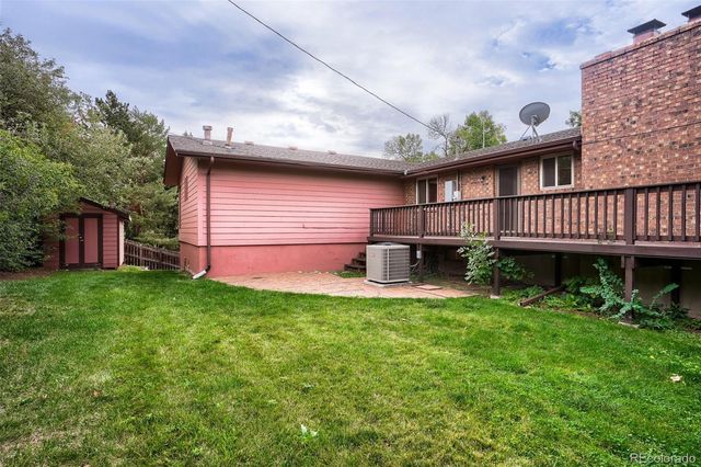 8221 W 70th Avenue, Arvada, CO 80004