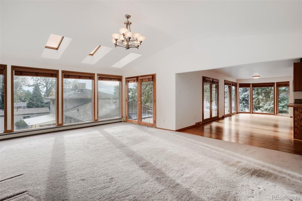 8221 W 70th Avenue, Arvada, CO 80004