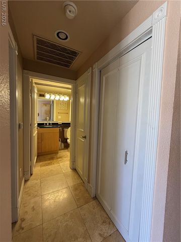 210 East Flamingo Road 426, Las Vegas, NV 89169