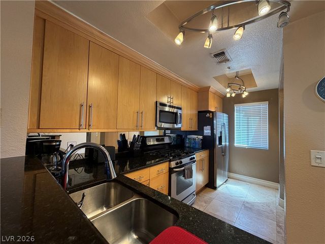 210 East Flamingo Road 426, Las Vegas, NV 89169