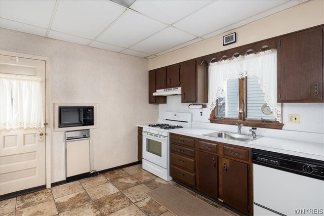 48 Whitfield Avenue, Buffalo, NY 14220