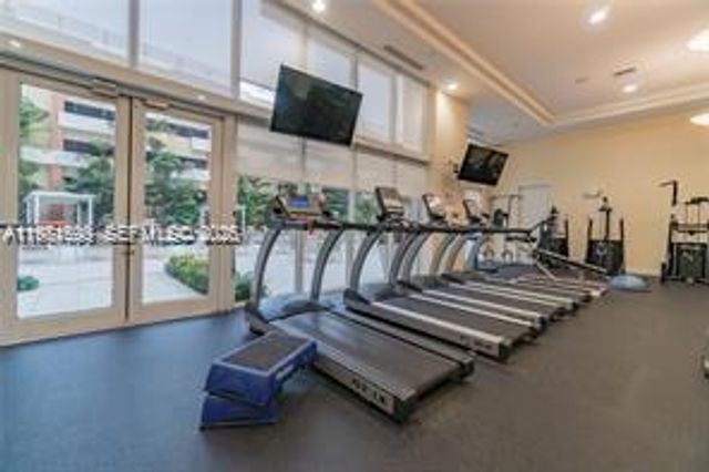 18800 NE 29th Avenue 512, Aventura, FL 33180