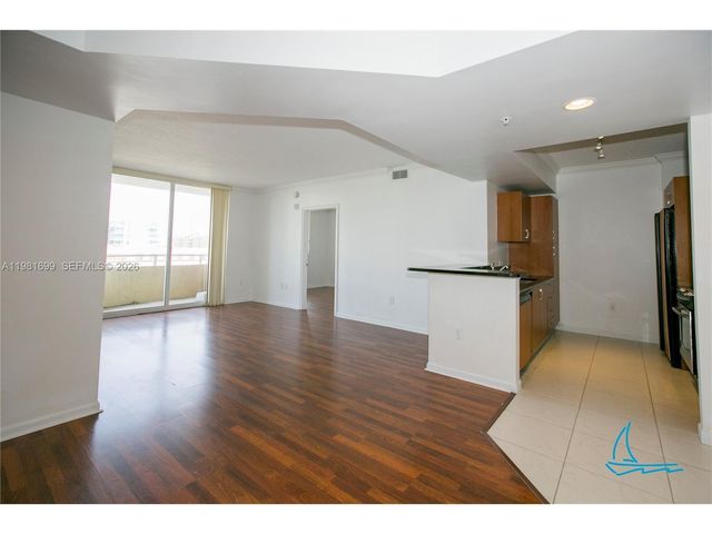 18800 NE 29th Avenue 512, Aventura, FL 33180