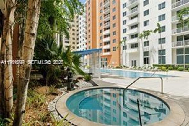 18800 NE 29th Avenue 512, Aventura, FL 33180