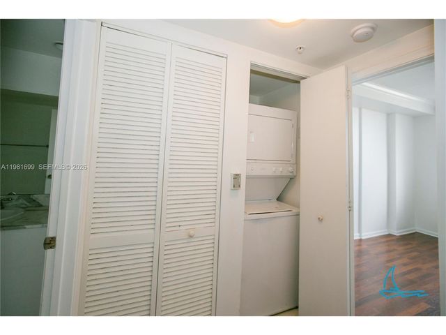 18800 NE 29th Avenue 512, Aventura, FL 33180